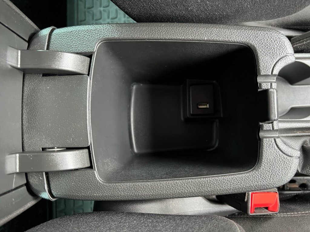 Used Vauxhall Astra 2018 for sale - 77780291: Photo 44