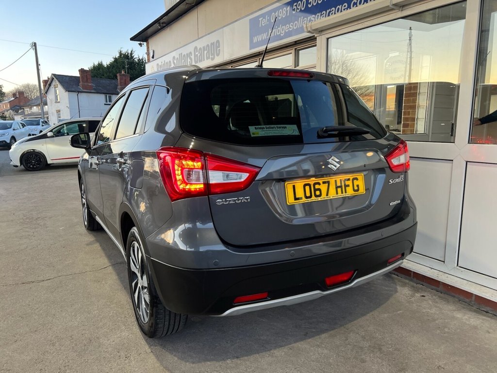 Used Suzuki SX4 S-Cross 2017 for sale - 76632137: Photo 4