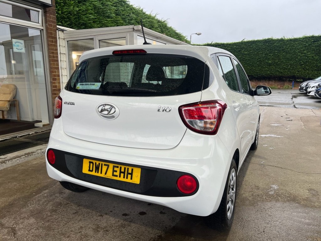 Used Hyundai i10 2017 for sale - 76345317: Photo 14