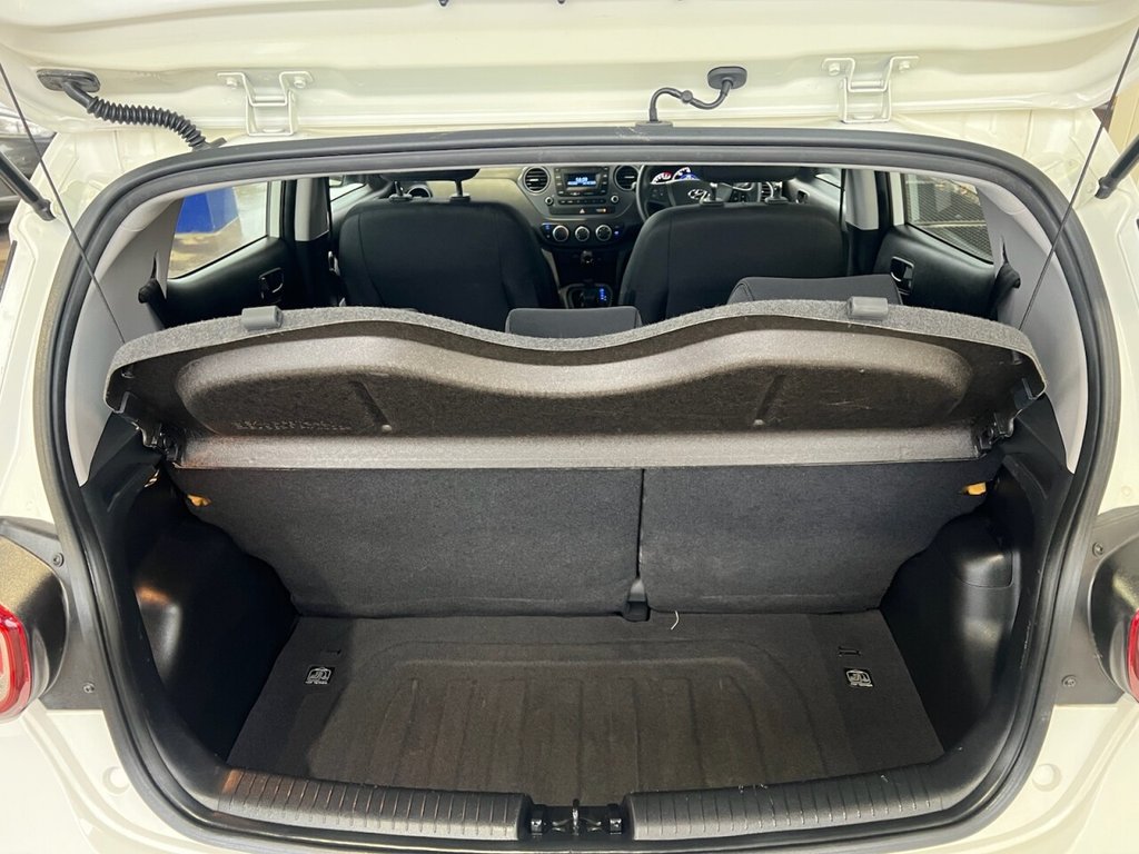 Used Hyundai i10 2017 for sale - 76345317: Photo 5