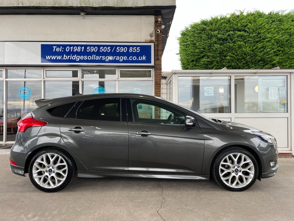 Used Ford Focus 2017 for sale - 76266797: Photo 14