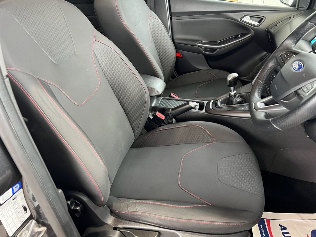 Used Ford Focus 2017 for sale - 76266797: Photo 17