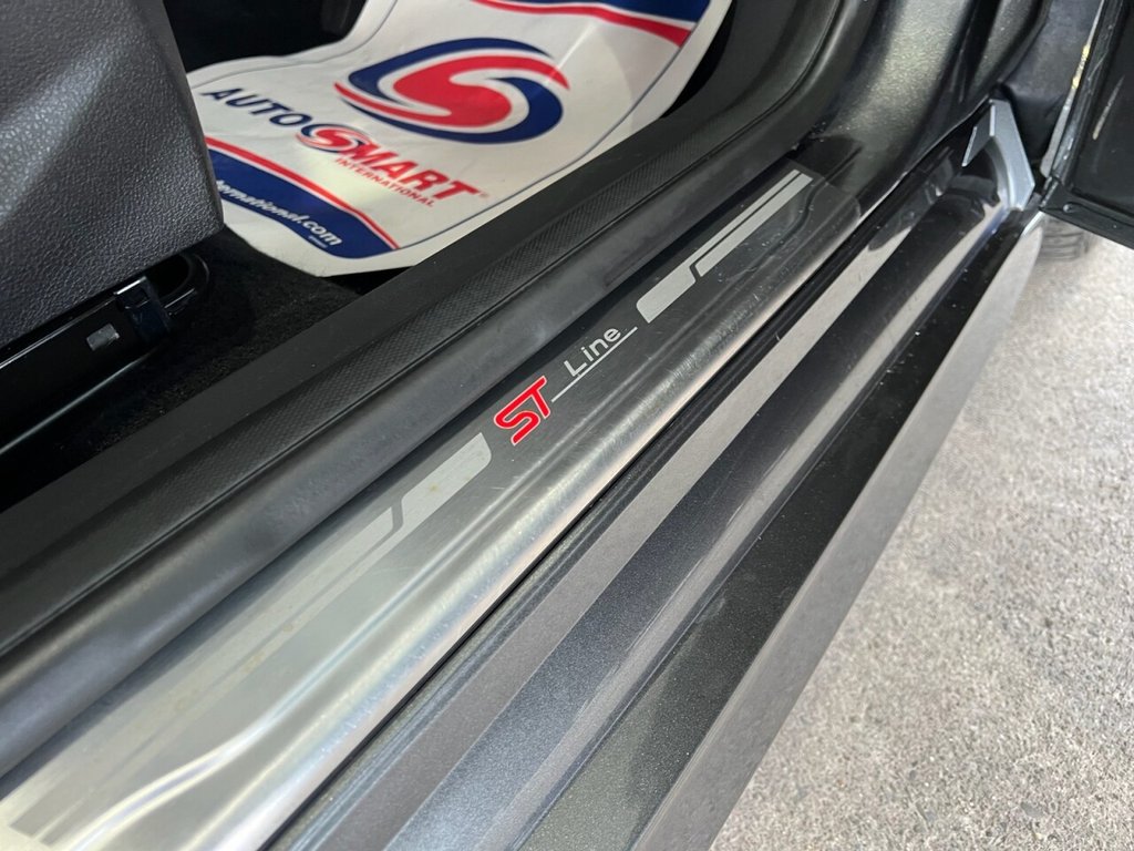 Used Ford Focus 2017 for sale - 76266797: Photo 18