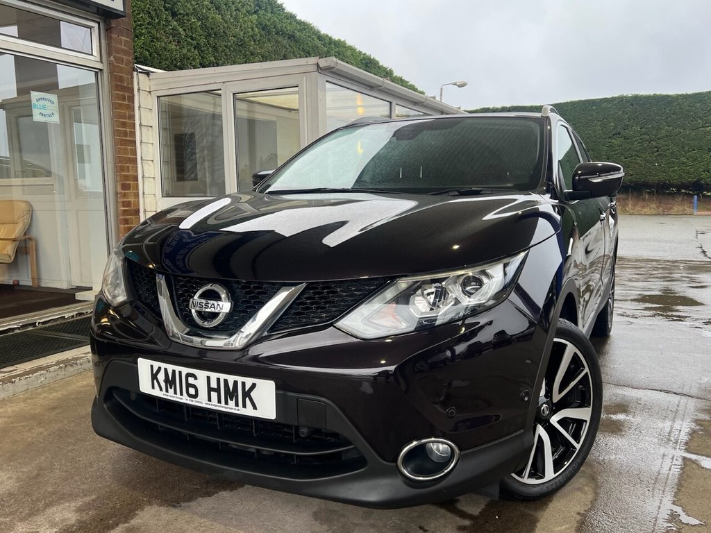 Used Nissan Qashqai 2016 for sale - 77436654: Photo 2