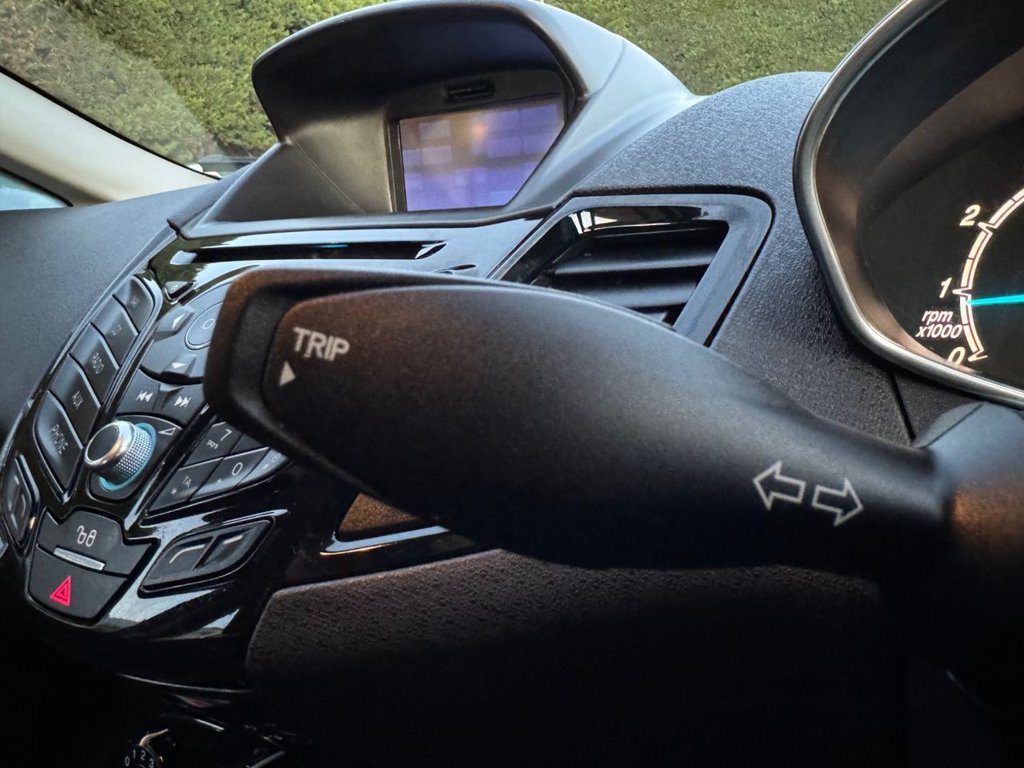 Used Ford Fiesta 2016 for sale - 76632047: Photo 16