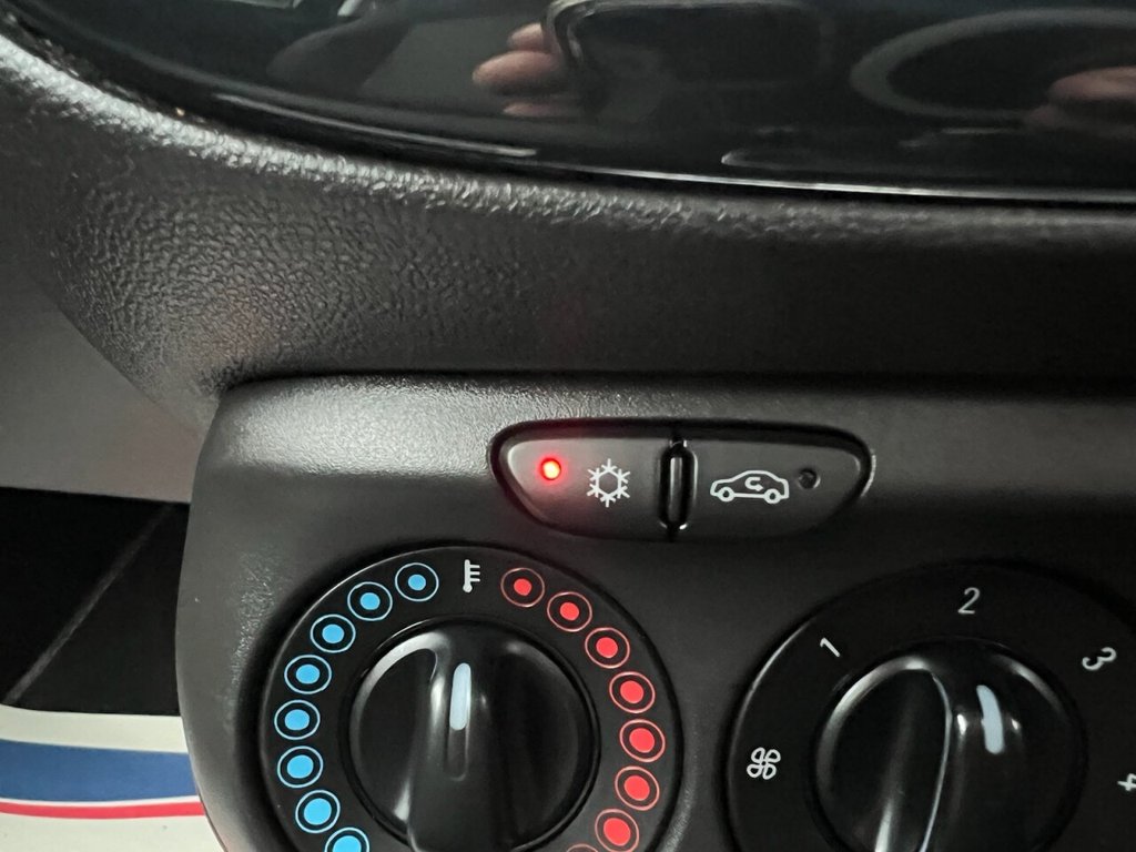 Used Vauxhall ADAM 2016 for sale - 77539499: Photo 26