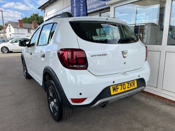 Used Dacia Sandero Stepway 2020 for sale - 79518684: Photo