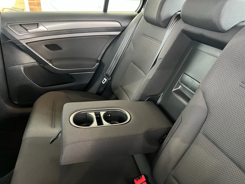 Used Volkswagen Golf 2018 for sale - 77038166: Photo 11