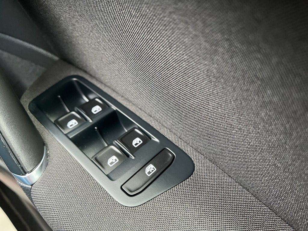 Used Volkswagen Golf 2018 for sale - 77038166: Photo 23