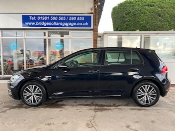 Used Volkswagen Golf 2018 for sale - 77038166: Photo
