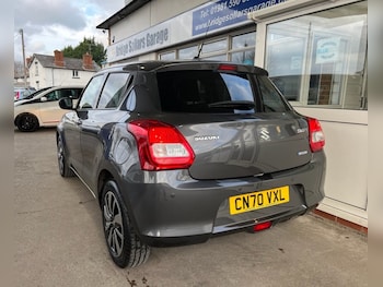 Used Suzuki Swift 2020 for sale - 76923761: Photo