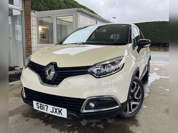 Used Renault Captur 2017 for sale - 77692748: Photo