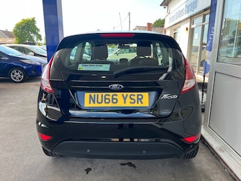 Used Ford Fiesta 2016 for sale - 79305502: Photo