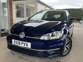 Used Volkswagen Golf 2018 for sale - 77734470: Photo