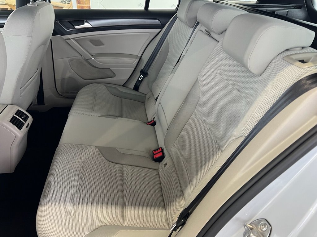Used Volkswagen Golf 2018 for sale - 76496511: Photo 14