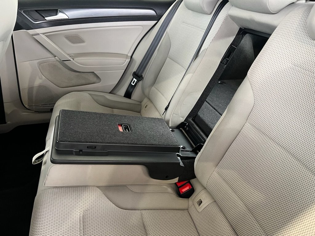 Used Volkswagen Golf 2018 for sale - 76496511: Photo 17