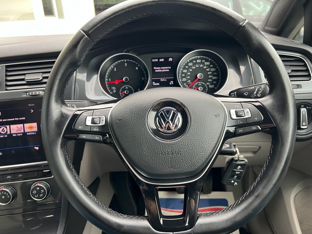 Used Volkswagen Golf 2018 for sale - 76496511: Photo 34