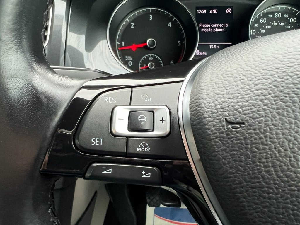 Used Volkswagen Golf 2018 for sale - 76496511: Photo 35