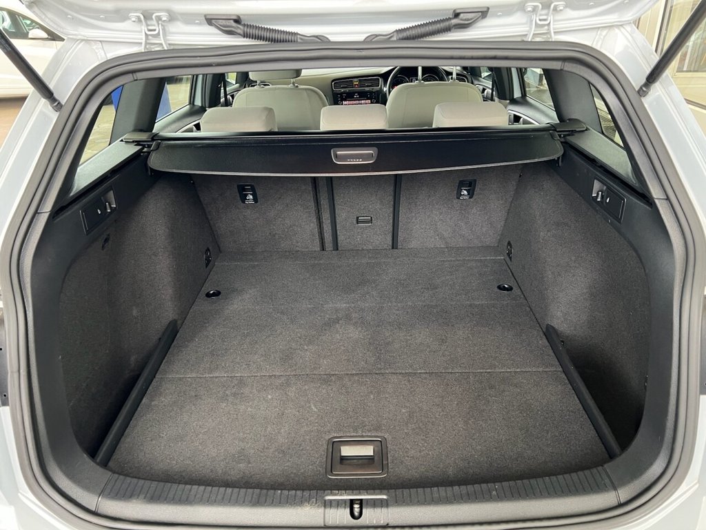 Used Volkswagen Golf 2018 for sale - 76496511: Photo 7