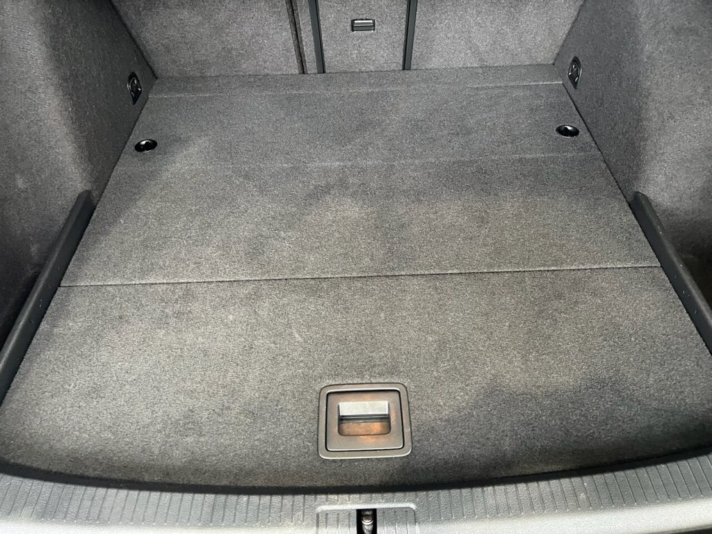 Used Volkswagen Golf 2018 for sale - 76496511: Photo 8