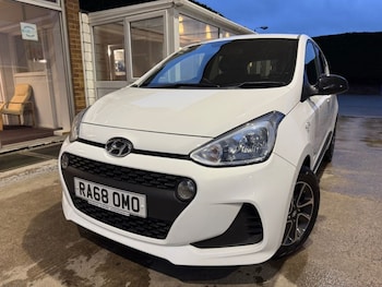 Used Hyundai i10 2019 for sale - 78702306: Photo