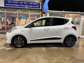 Used Hyundai i10 2019 for sale - 78702306: Photo