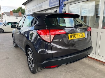 Used Honda HR-V 2017 for sale - 79288750: Photo