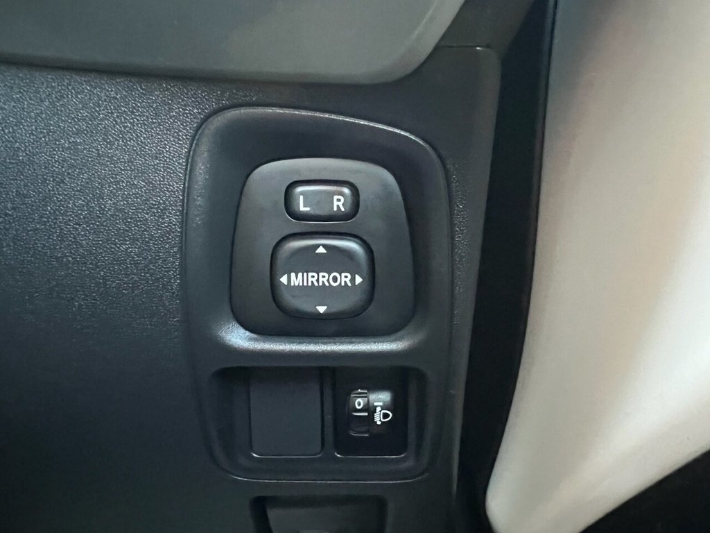 Used Toyota AYGO 2018 for sale - 76574713: Photo 19