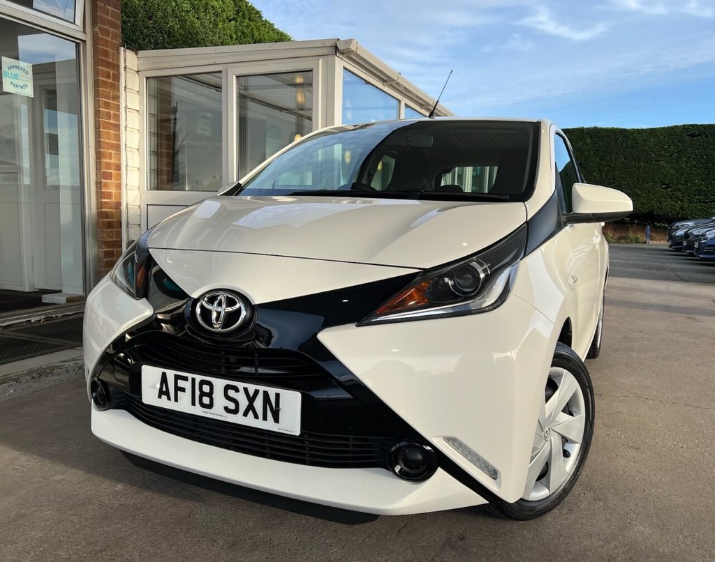 Used Toyota AYGO 2018 for sale - 76574713: Photo 2