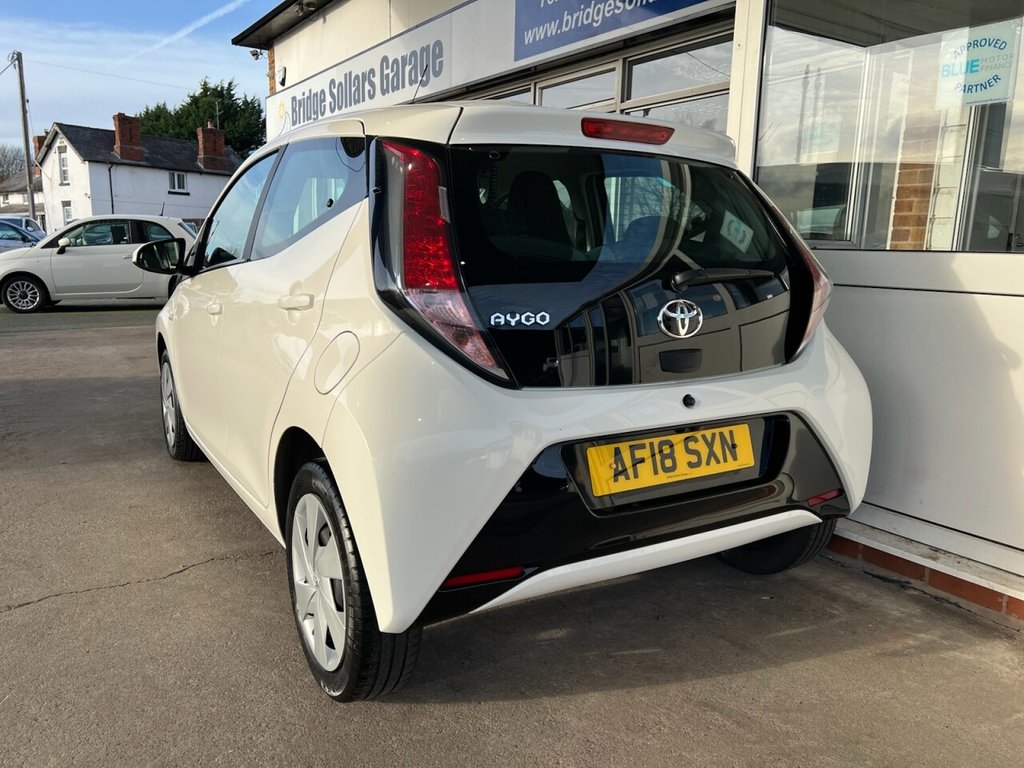 Used Toyota AYGO 2018 for sale - 76574713: Photo 4