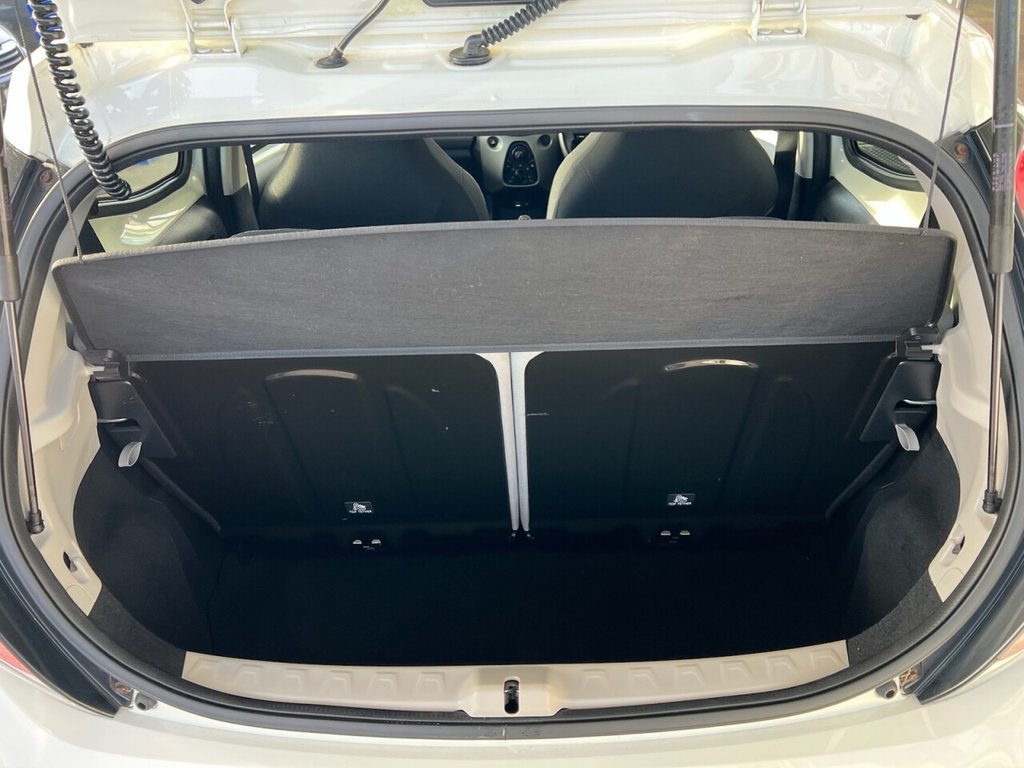 Used Toyota AYGO 2018 for sale - 76574713: Photo 6