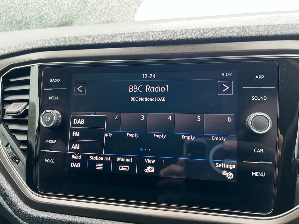 Used Volkswagen T-Roc 2019 for sale - 77263152: Photo 31