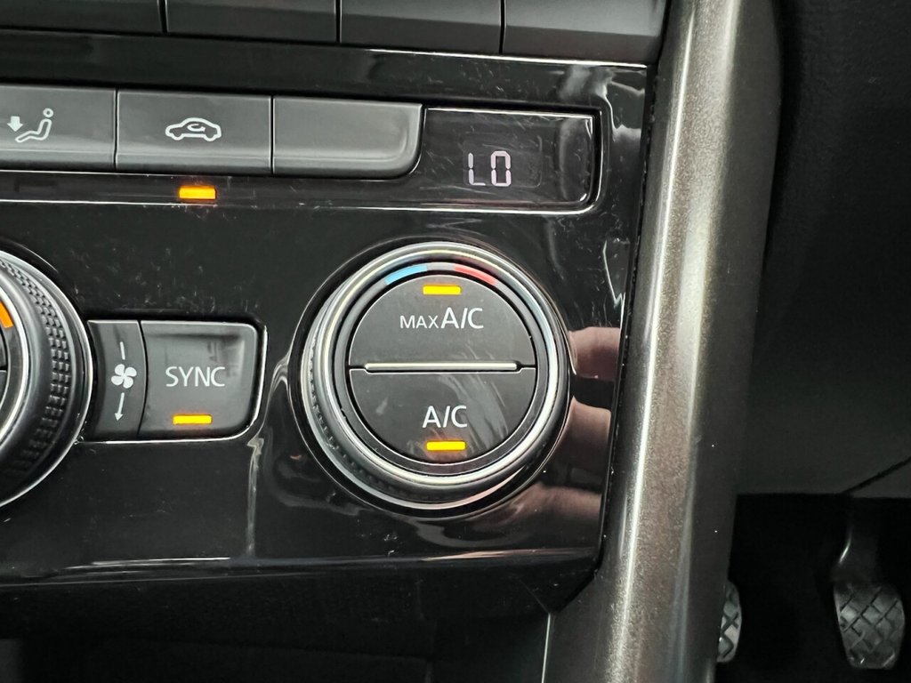 Used Volkswagen T-Roc 2019 for sale - 77263152: Photo 41