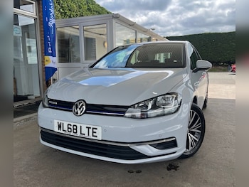 Used Volkswagen Golf 2019 for sale - 78663897: Photo