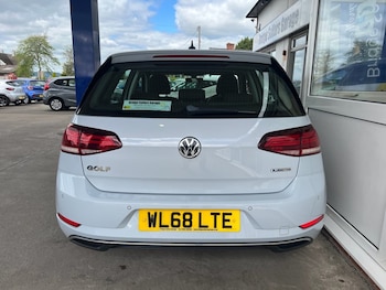 Used Volkswagen Golf 2019 for sale - 78663897: Photo