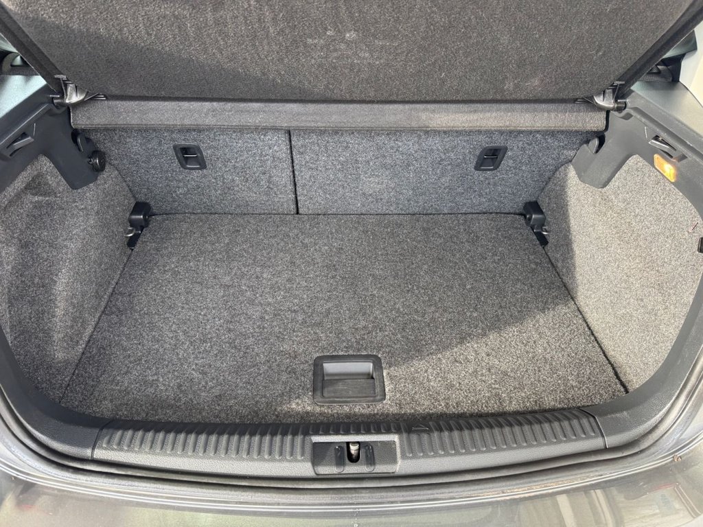 Used Volkswagen Polo 2016 for sale - 77145605: Photo 11