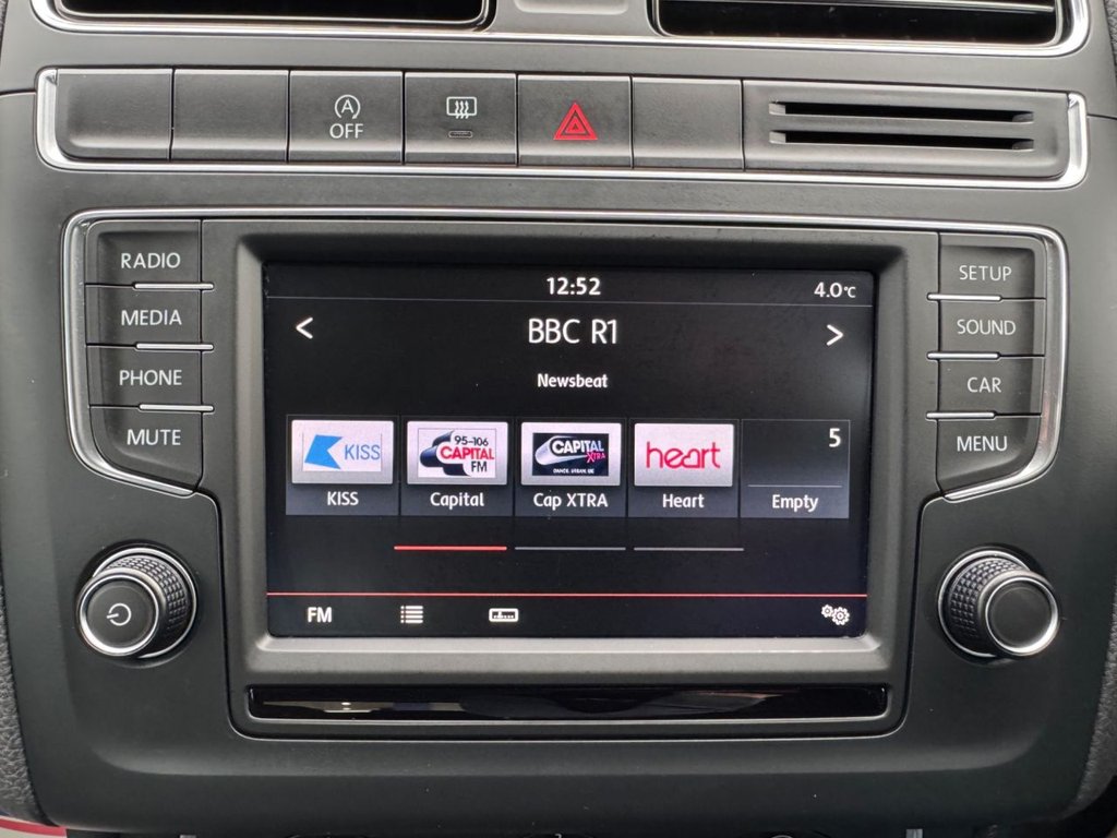 Used Volkswagen Polo 2016 for sale - 77145605: Photo 24