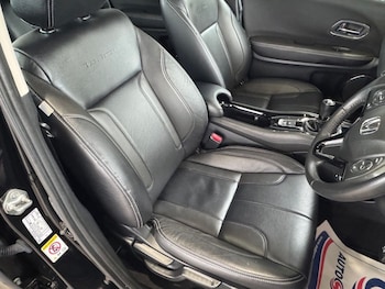 Used Honda HR-V 2018 for sale - 76356816: Photo