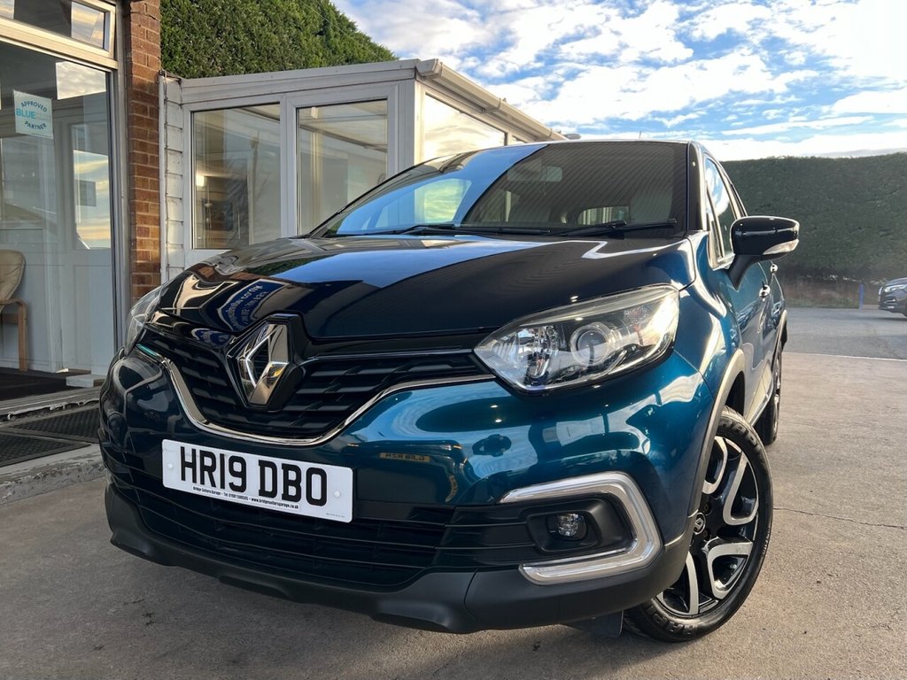Used Renault Captur 2019 for sale - 76698277: Photo 2