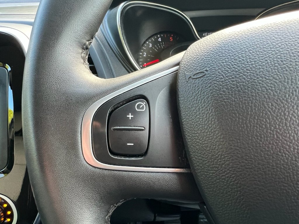 Used Renault Captur 2019 for sale - 76698277: Photo 26