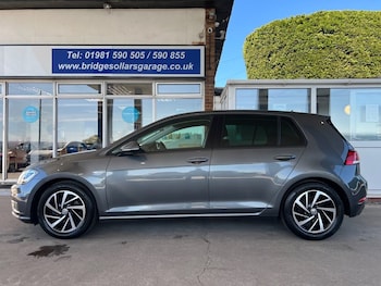 Used Volkswagen Golf 2020 for sale - 78331210: Photo