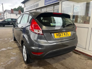 Used Ford Fiesta 2017 for sale - 76535503: Photo