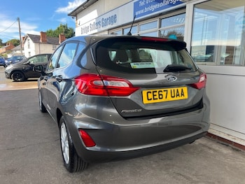 Used Ford Fiesta 2017 for sale - 75876750: Photo