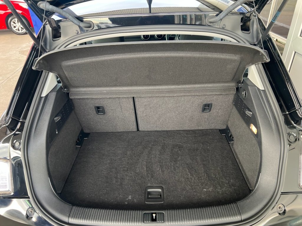 Used Audi A1 2017 for sale - 76617188: Photo 5