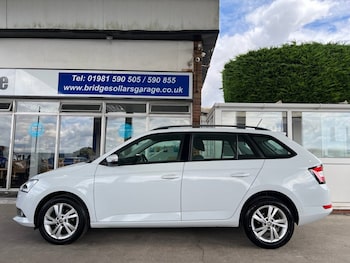 Used Skoda Fabia 2019 for sale - 75370210: Photo