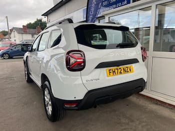 Used Dacia Duster 2023 for sale - 79804605: Photo