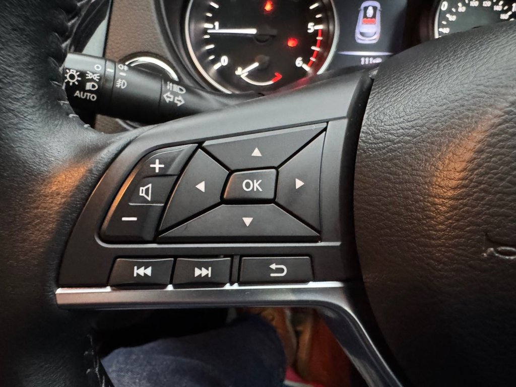 Used Nissan Qashqai 2017 for sale - 77139583: Photo 18