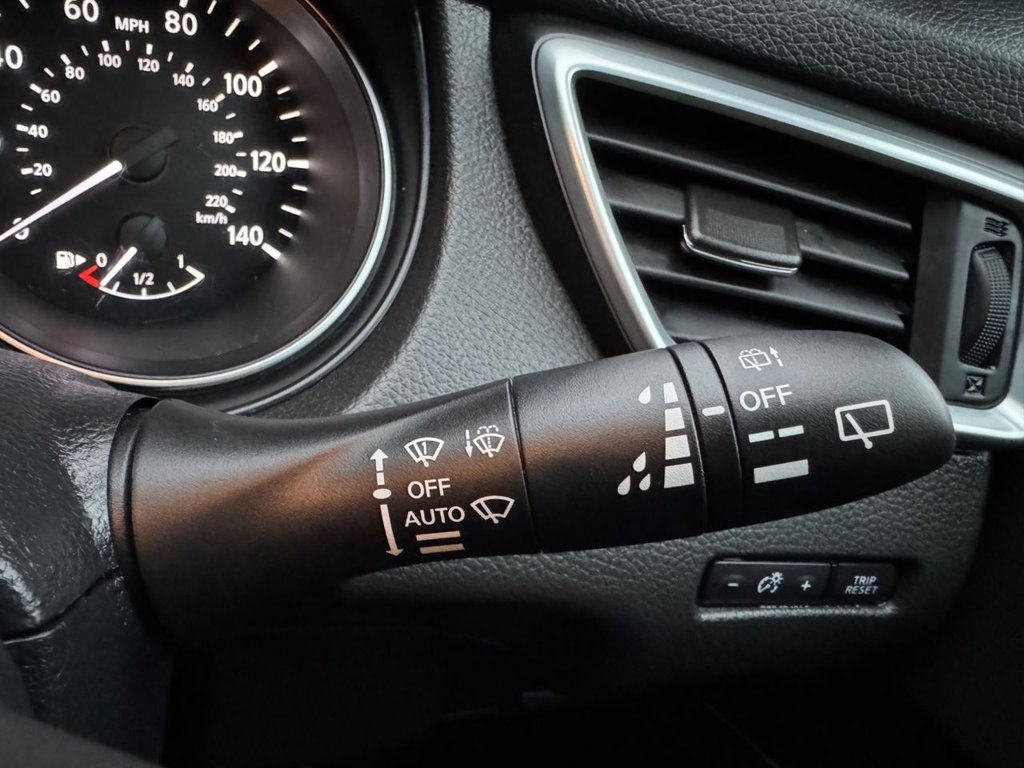 Used Nissan Qashqai 2017 for sale - 77139583: Photo 20