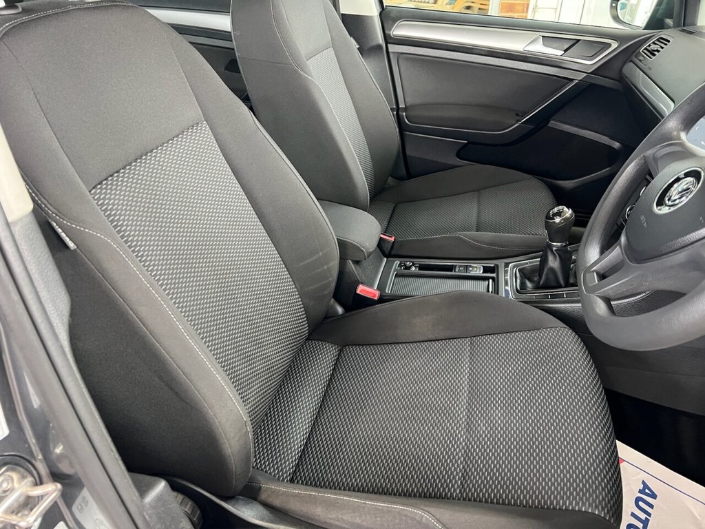 Used Volkswagen Golf 2018 for sale - 76698790: Photo 19