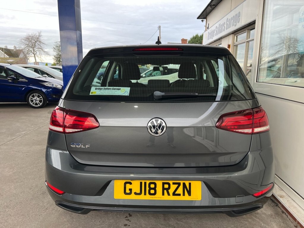 Used Volkswagen Golf 2018 for sale - 76698790: Photo 5